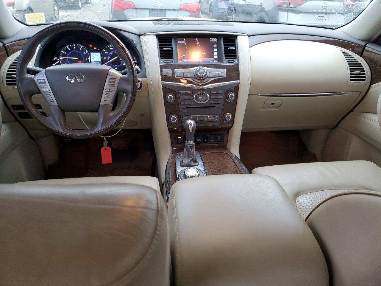 2017 Infiniti QX80 - Image 8