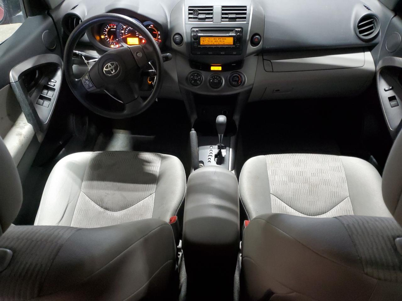 2012 Toyota RAV 4 - Image 8