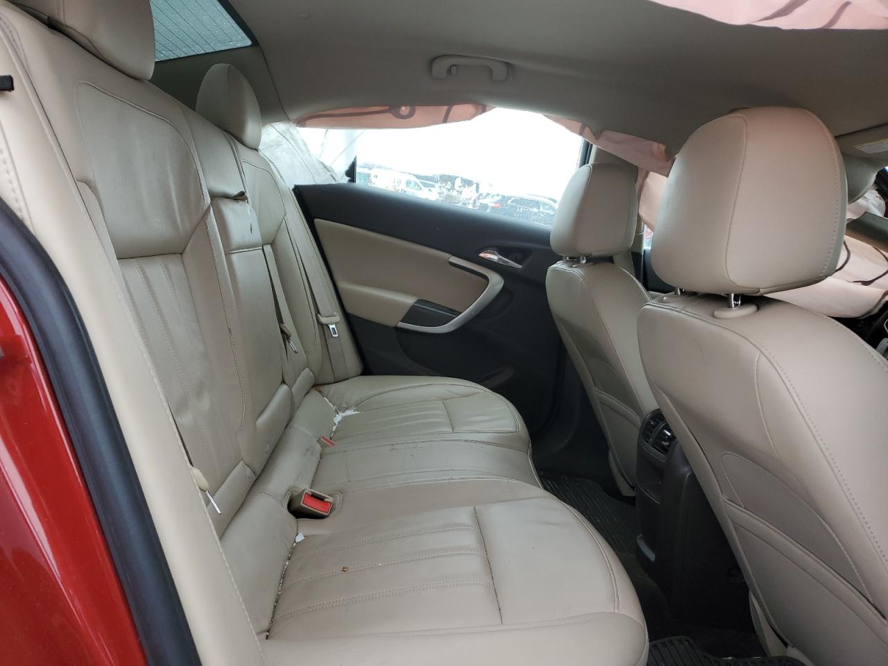 2015 Buick Regal - Image 10
