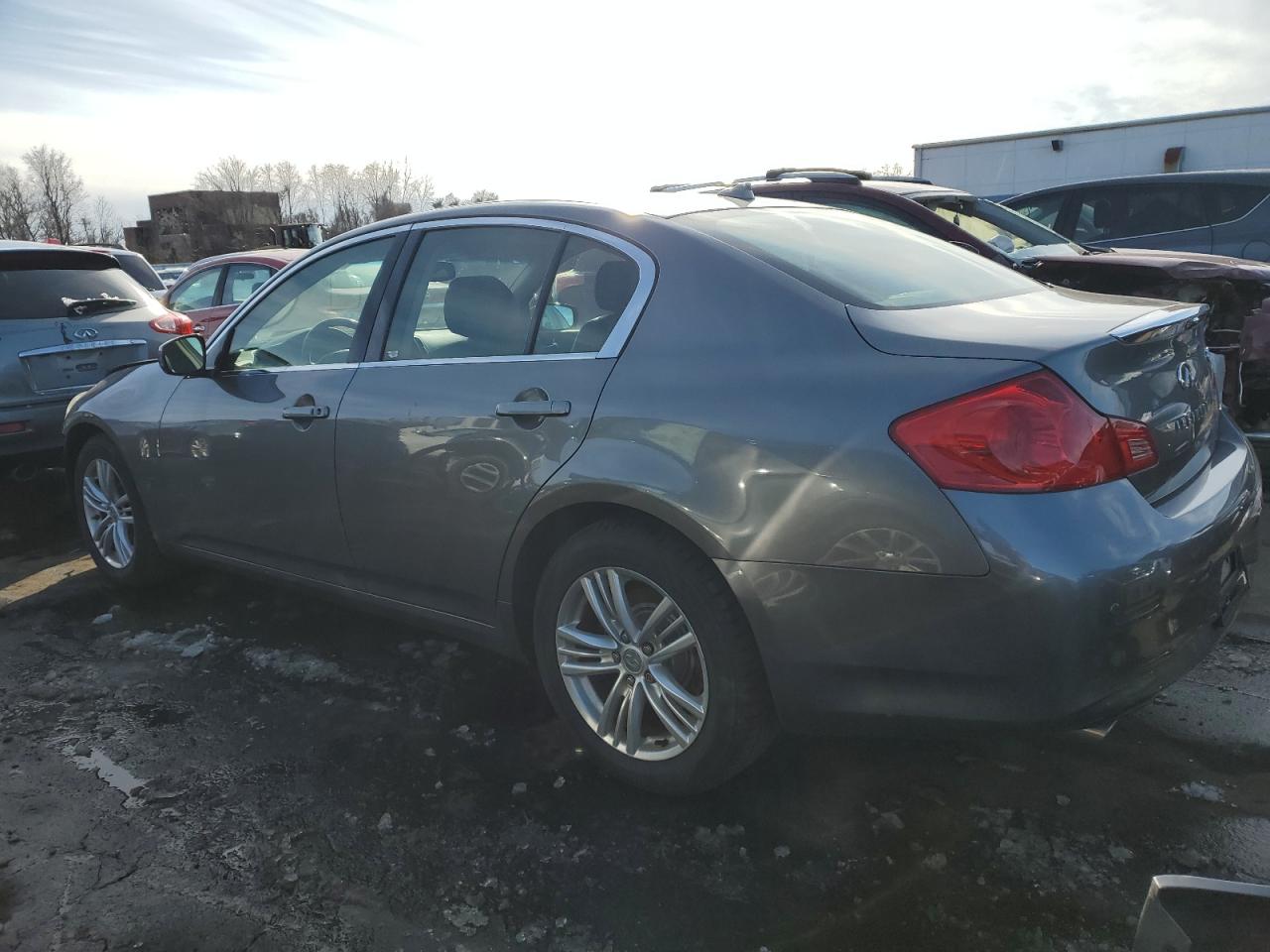 2012 Infiniti G - Image 2