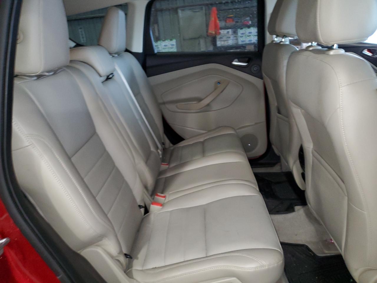 2014 Ford Escape - Image 11