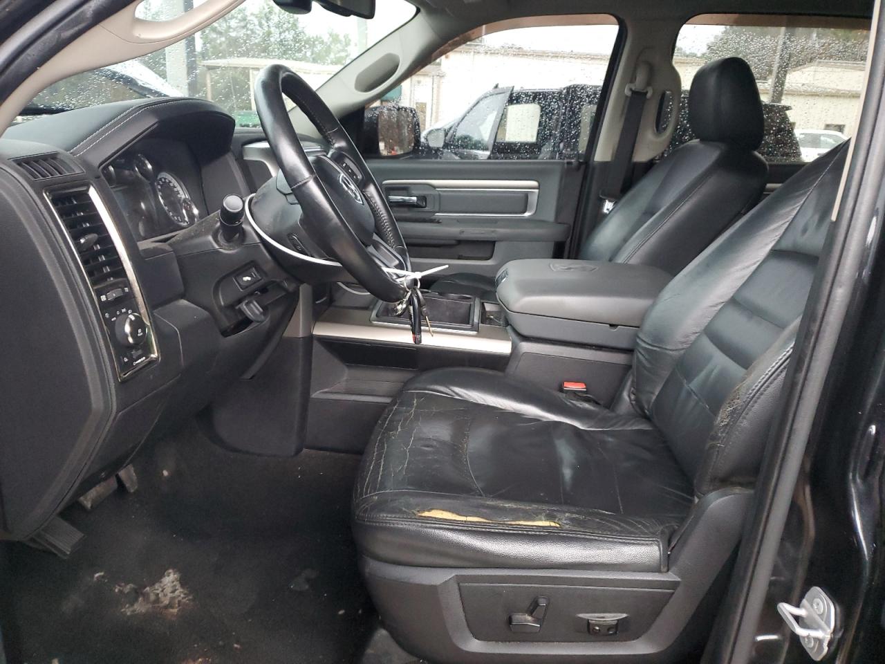 2016 RAM 1500 - Image 7