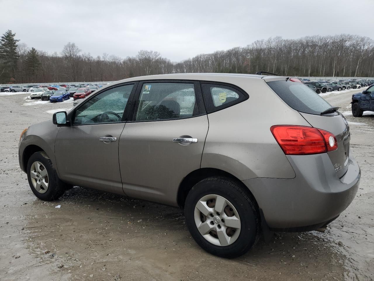 2010 Nissan Rogue - Image 2