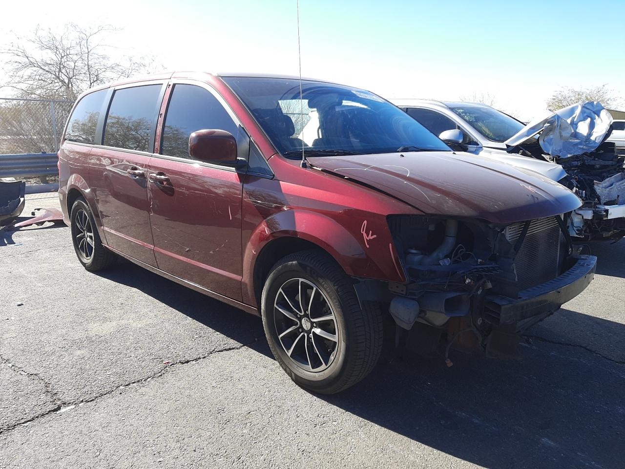 2018 Dodge Caravan - Image 4