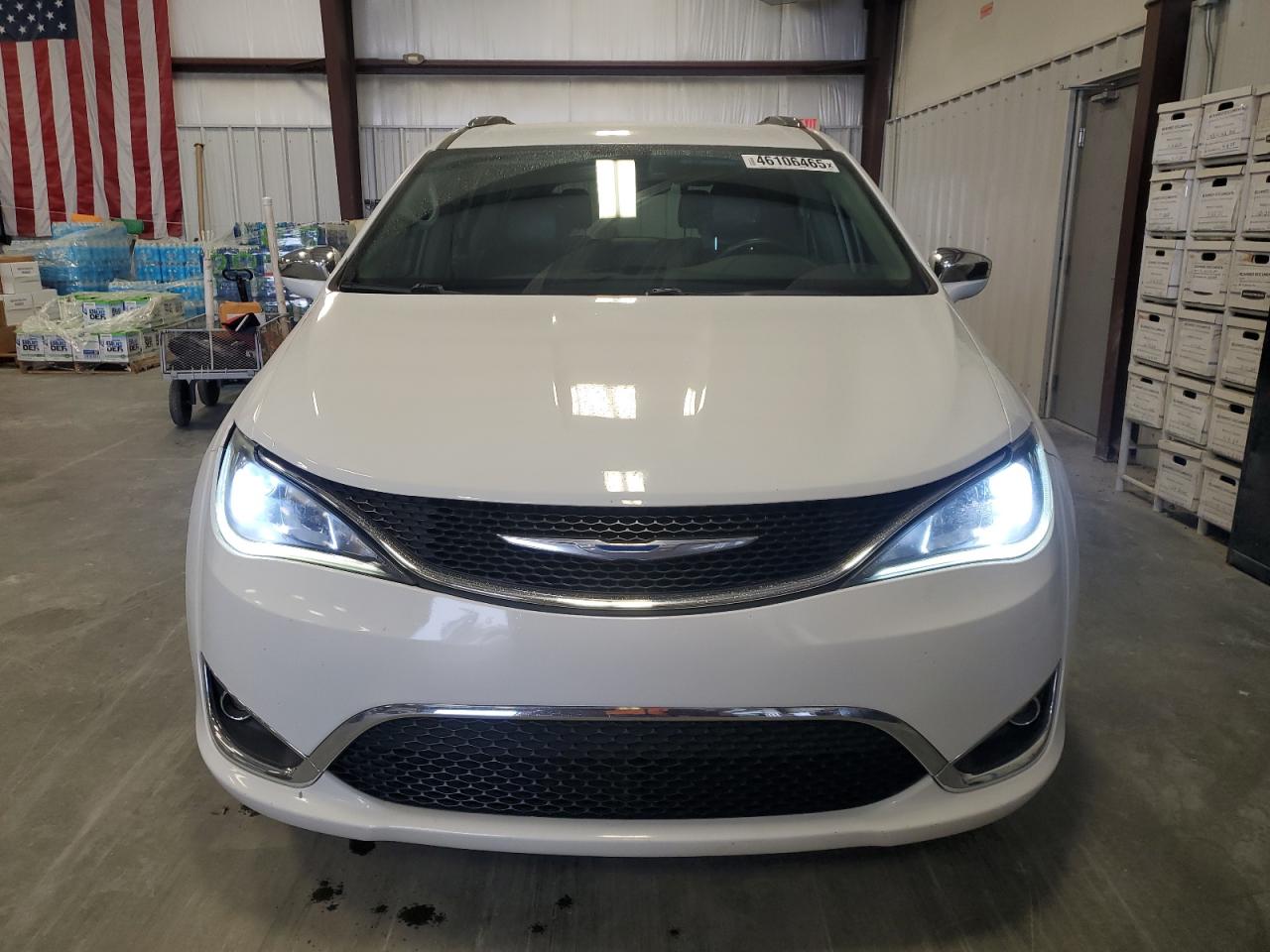 2018 Chrysler Pacifica - Image 5