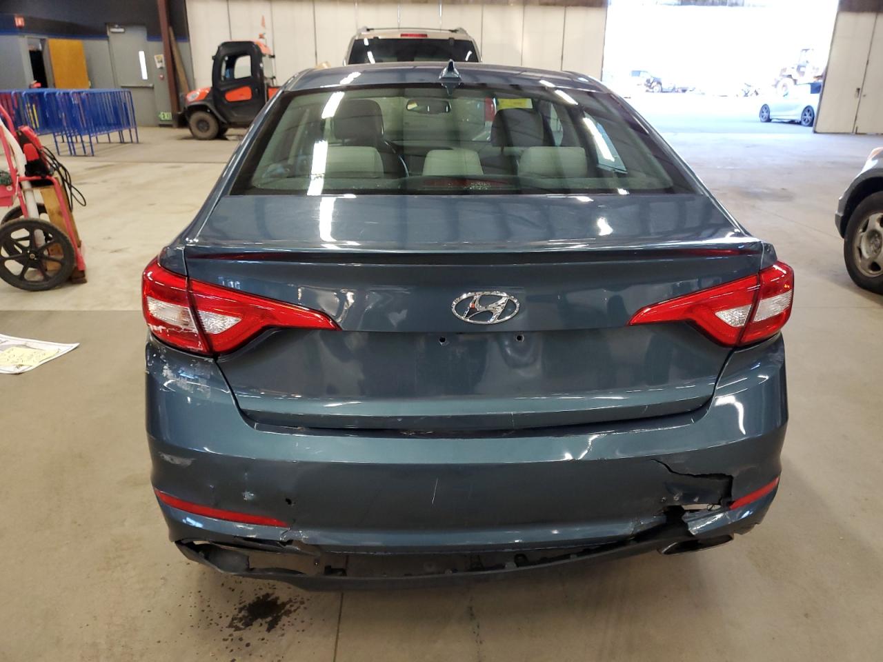 2016 Hyundai Sonata - Image 6