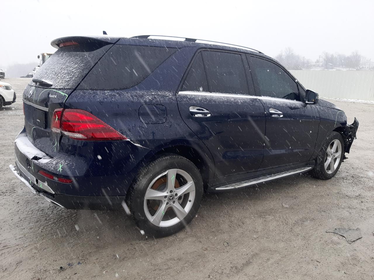 2018 Mercedes-Benz GLE - Image 3