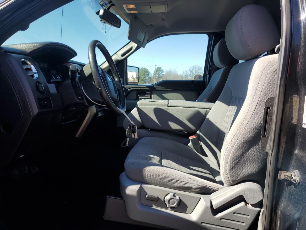2012 Ford F-150 - Image 7