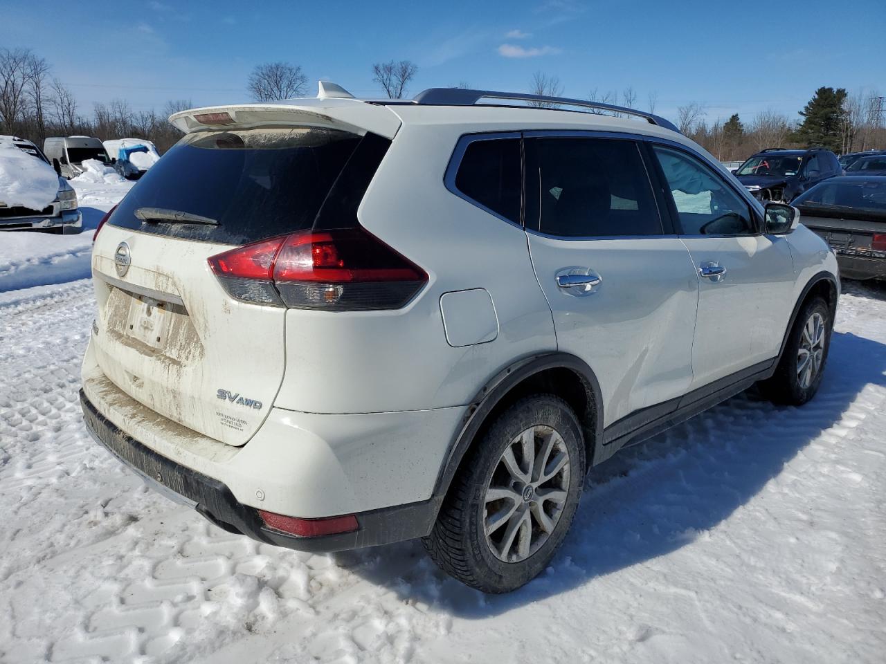 2019 Nissan Rogue - Image 3
