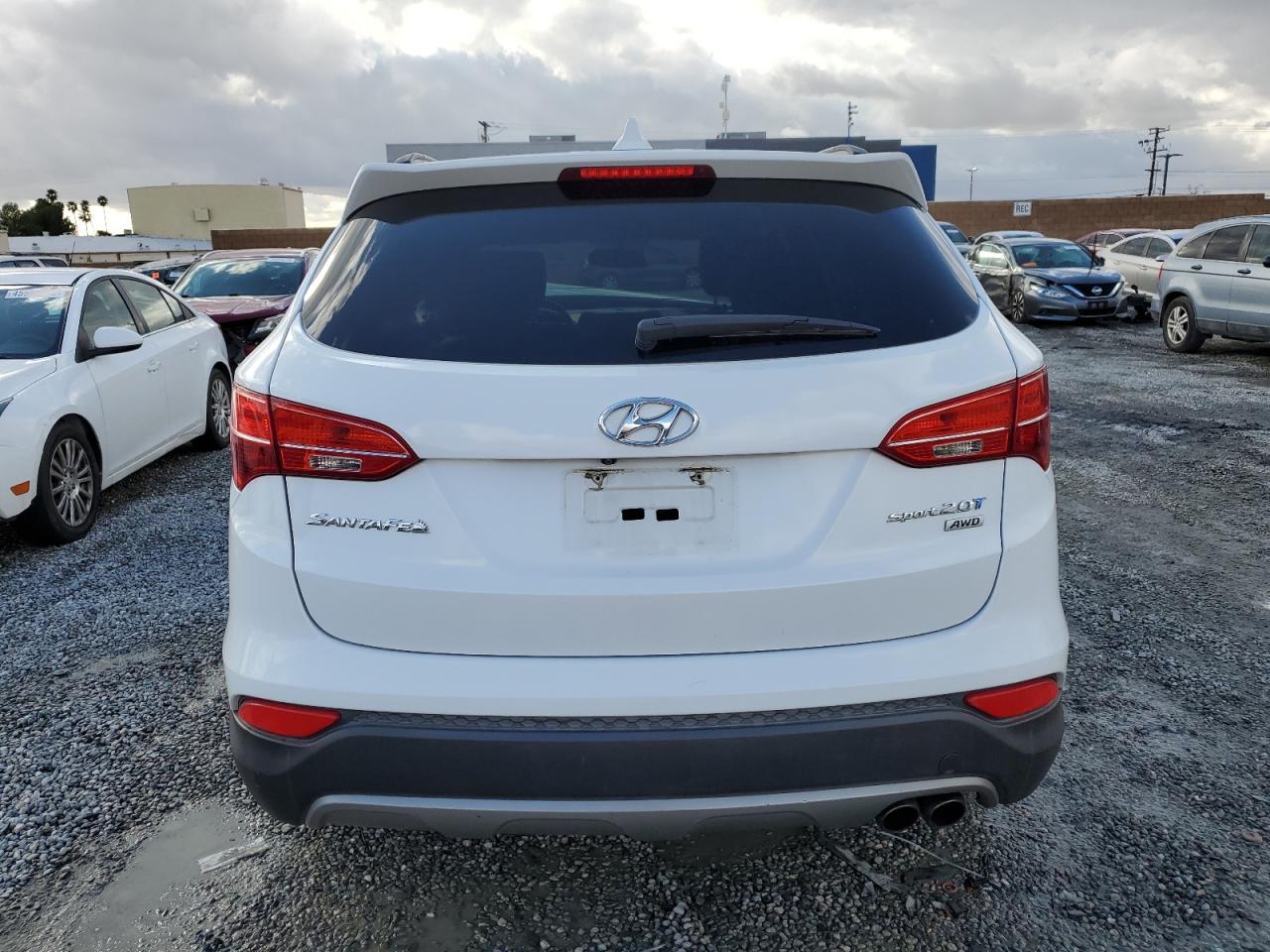 2014 Hyundai Santa Fe - Image 6