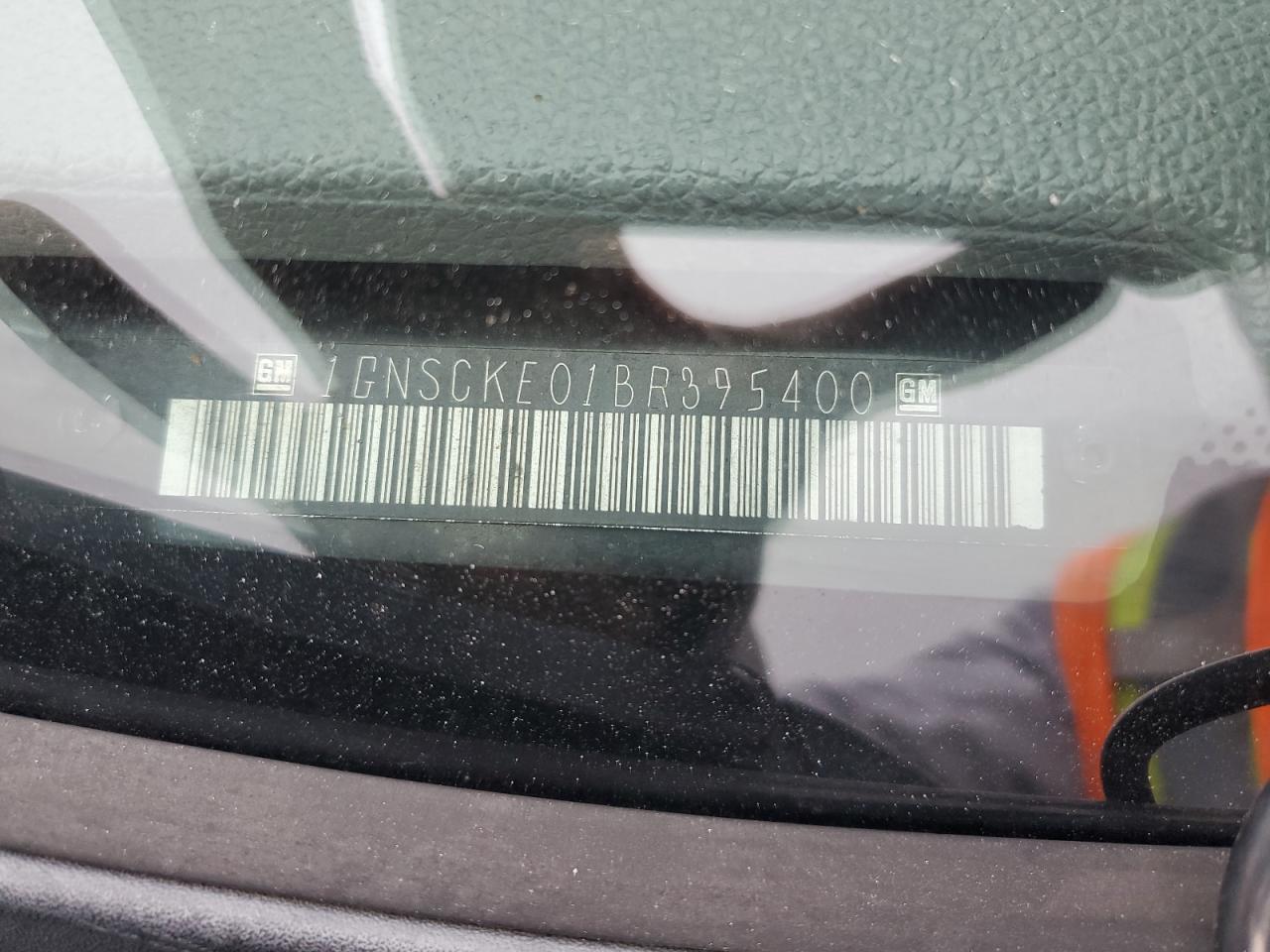 2011 Chevrolet Suburban - Image 14