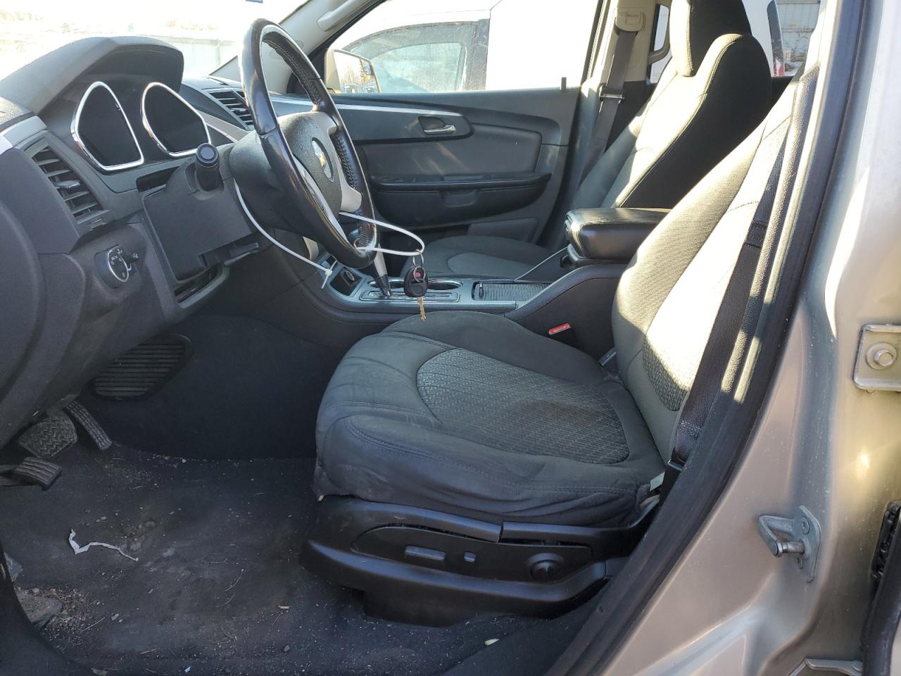 2011 Chevrolet Traverse - Image 7