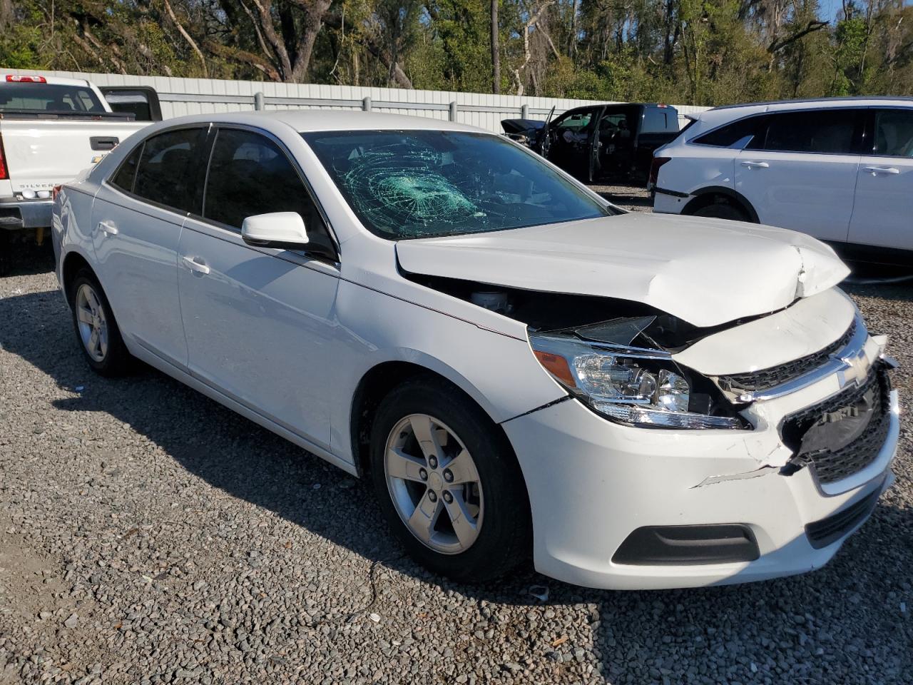 2015 Chevrolet Malibu - Image 4