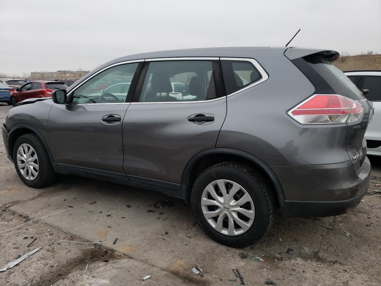 2016 Nissan Rogue - Image 2