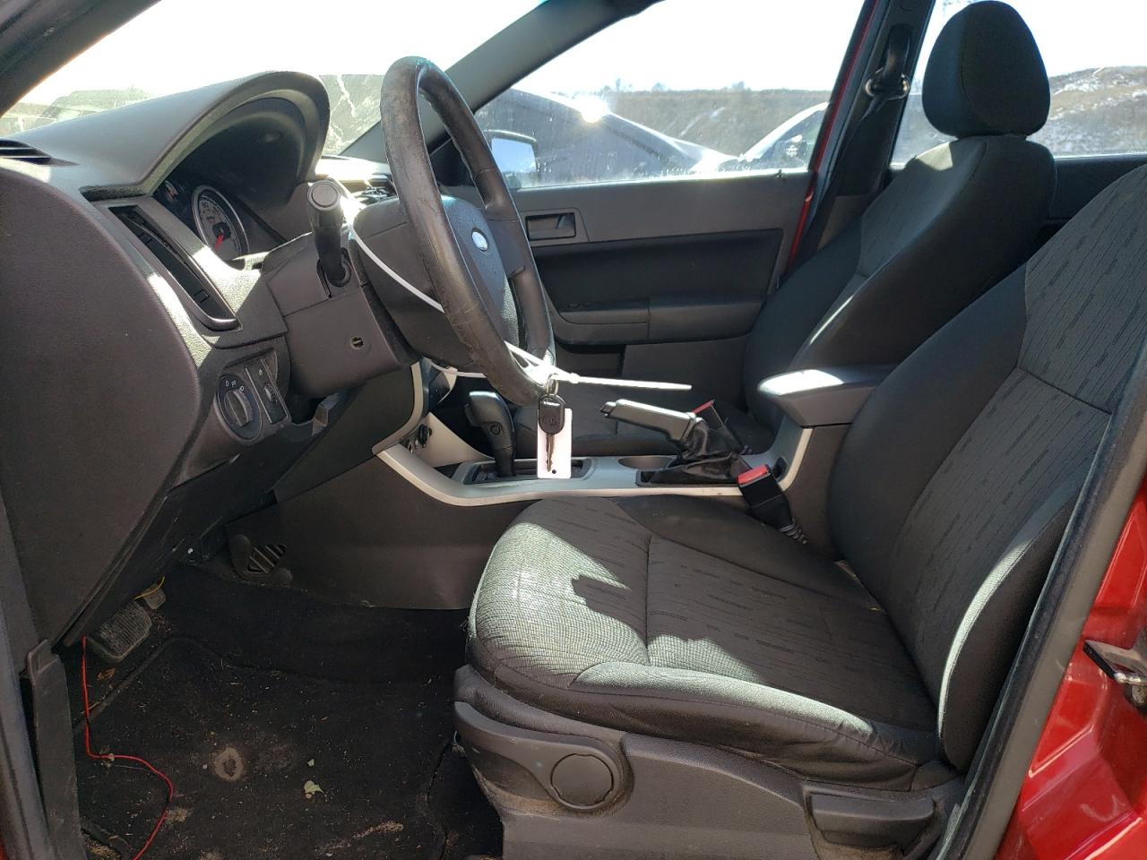 2010 Ford Focus - Image 7