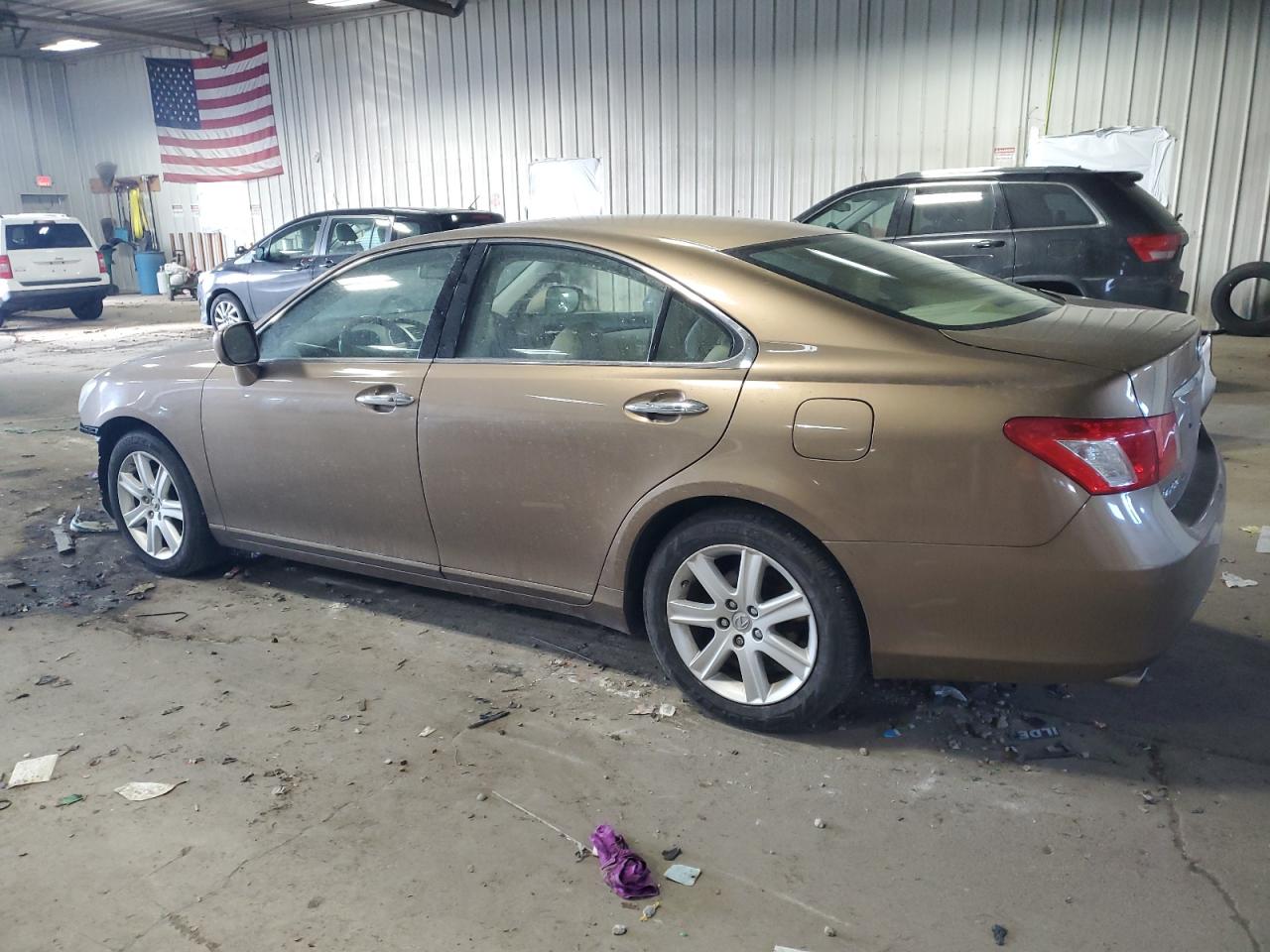 2007 Lexus ES - Image 2