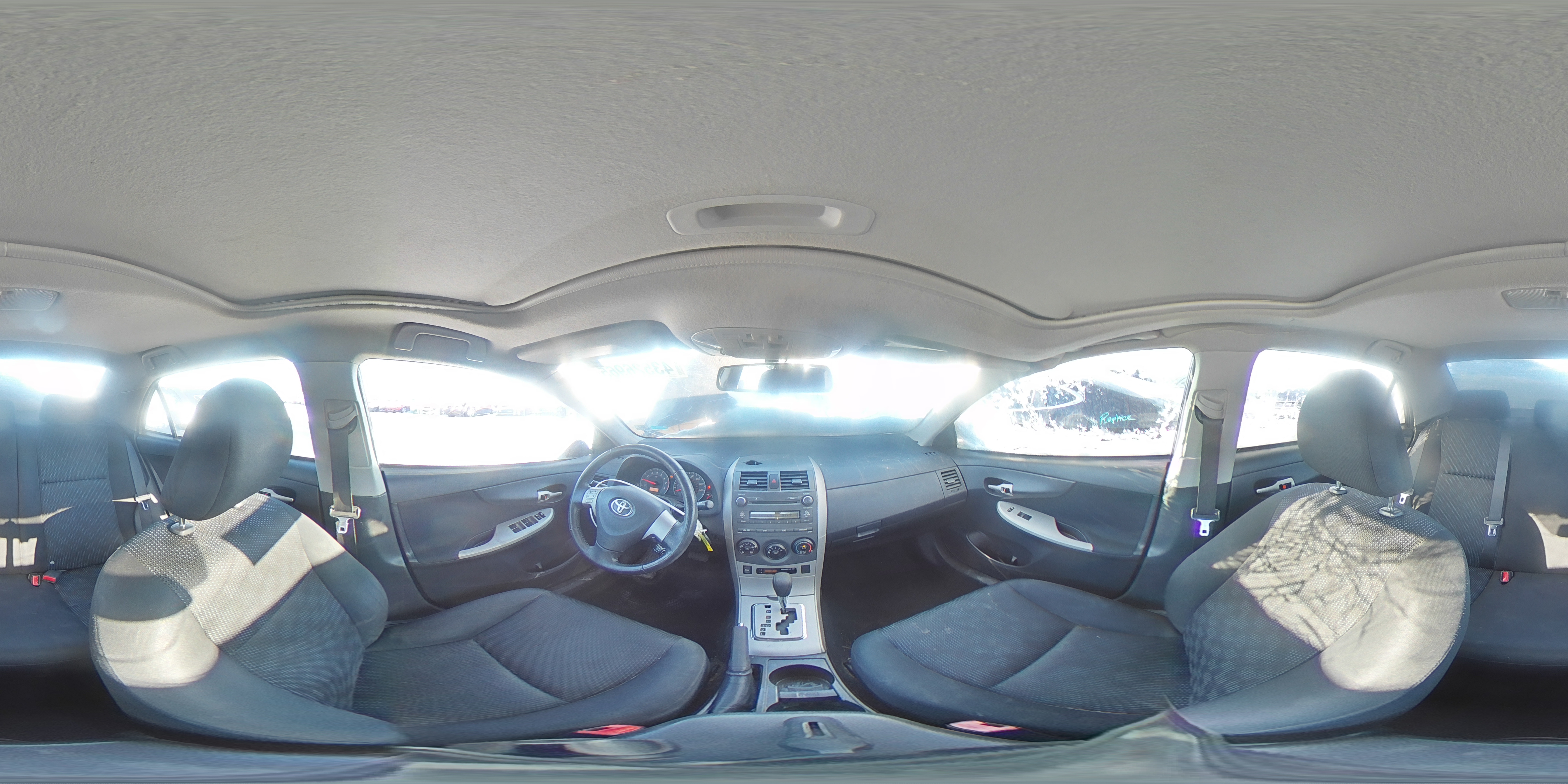2010 Toyota Corolla - Image 13