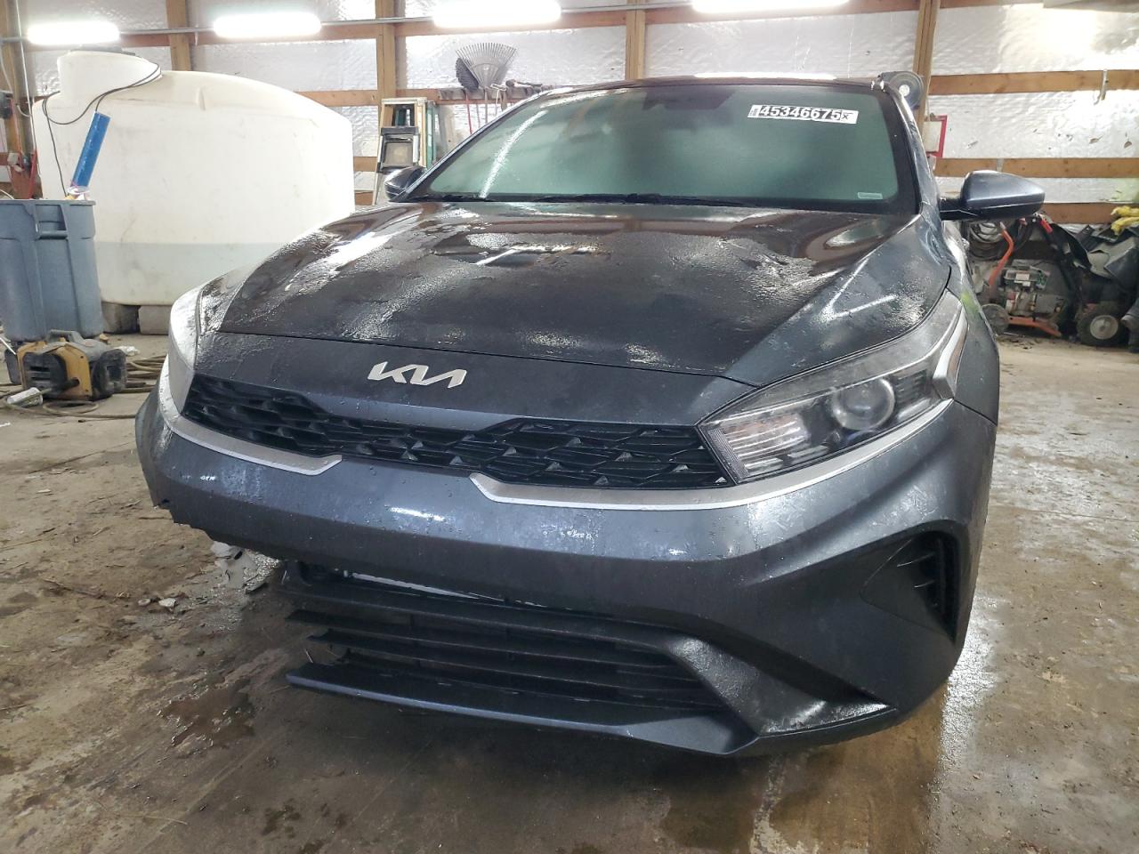 2024 Kia Forte - Image 5