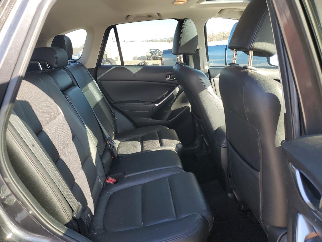 2016 Mazda CX-5 - Image 11