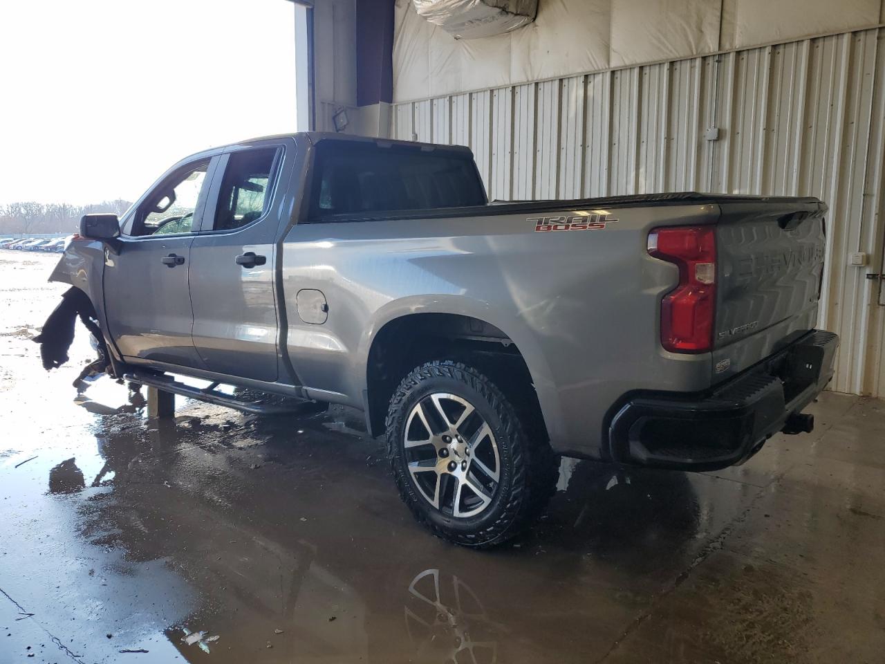 2019 Chevrolet Silverado - Image 2