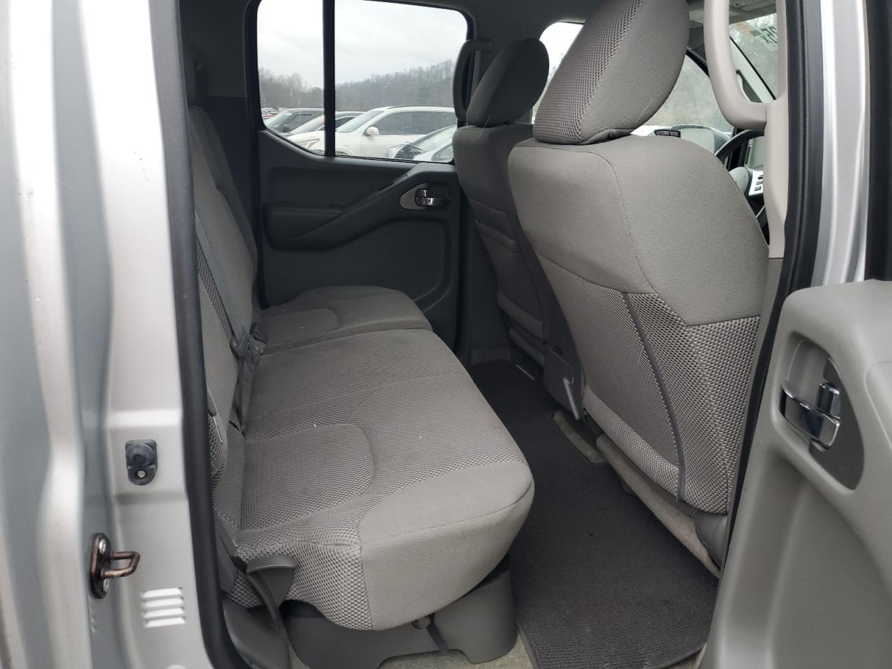 2016 Nissan Navara (Frontier) - Image 10