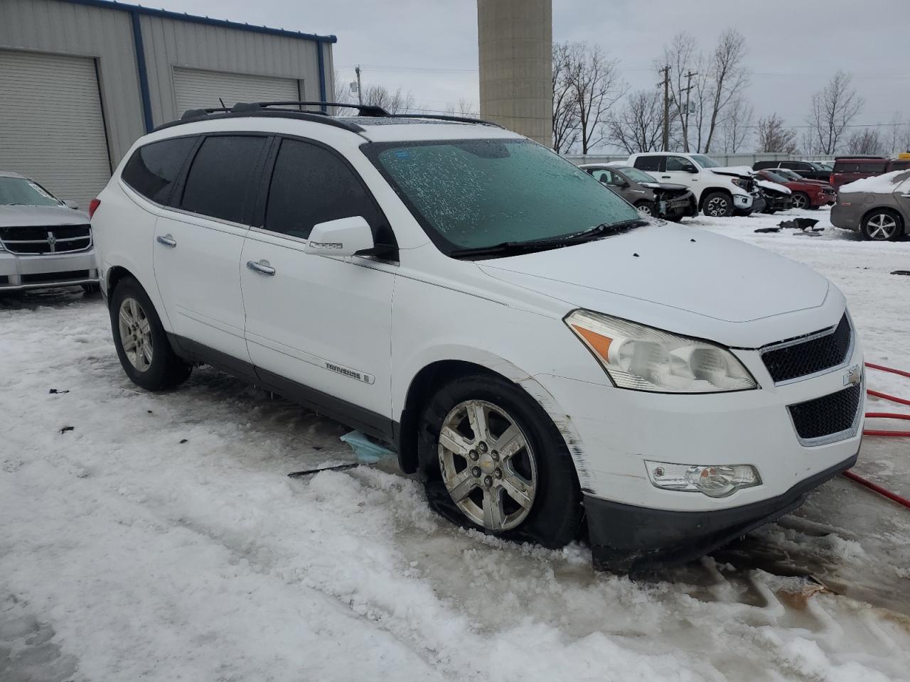 2009 Chevrolet Traverse - Image 4
