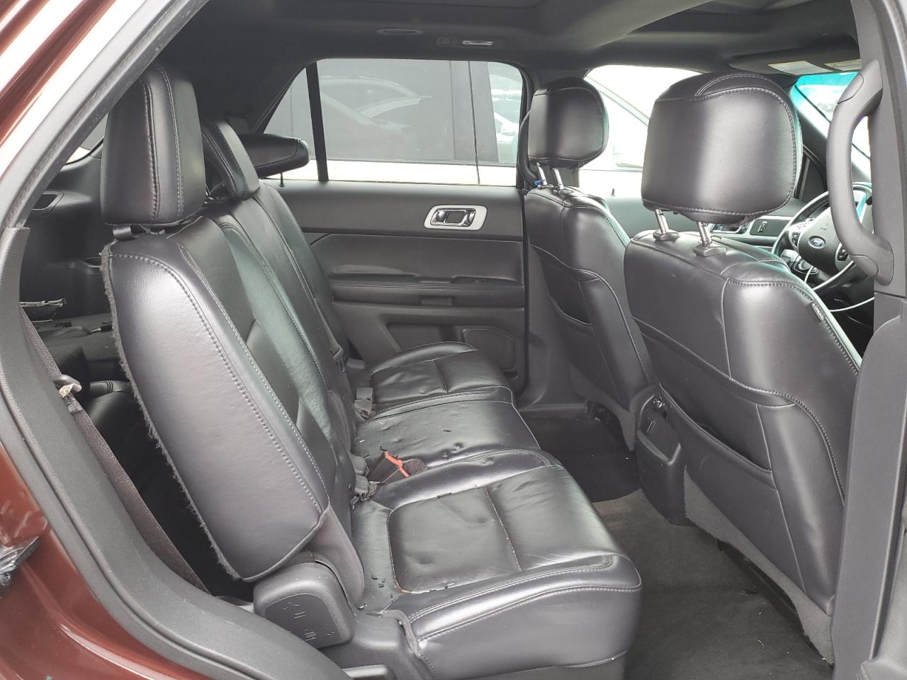 2012 Ford Explorer - Image 11