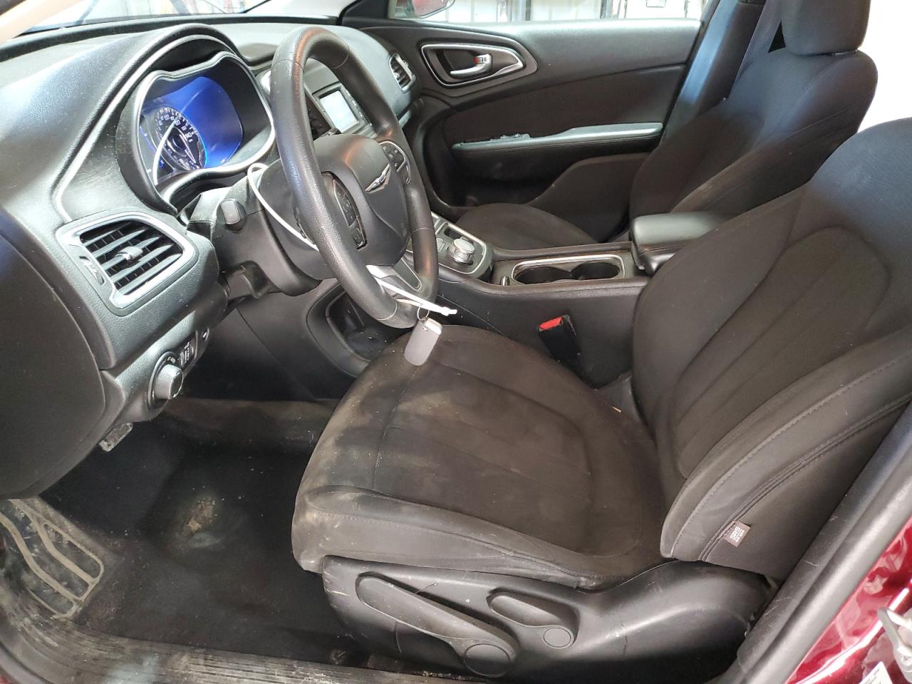 2015 Chrysler 200 - Image 7