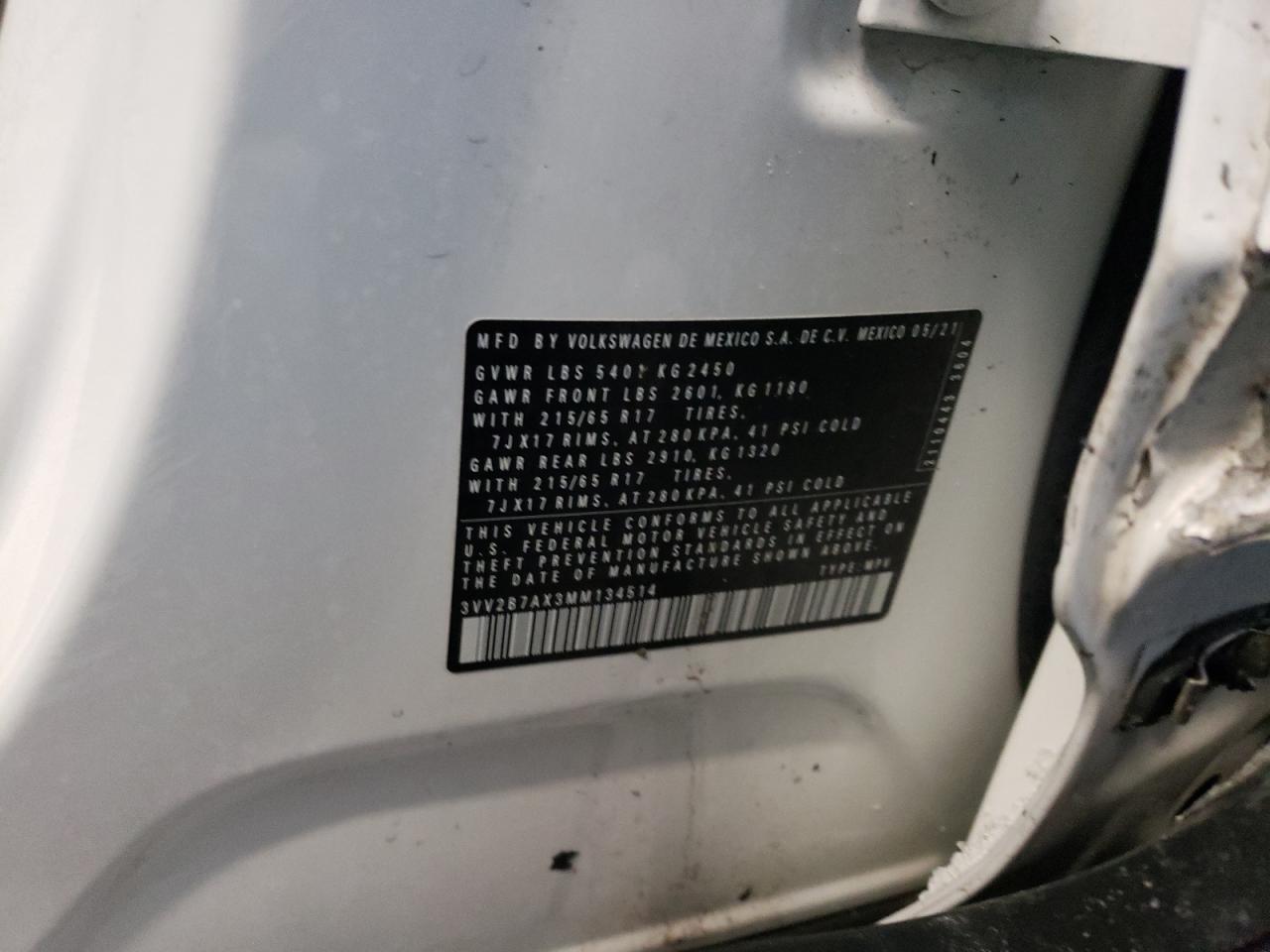 2021 Volkswagen Tiguan - Image 13