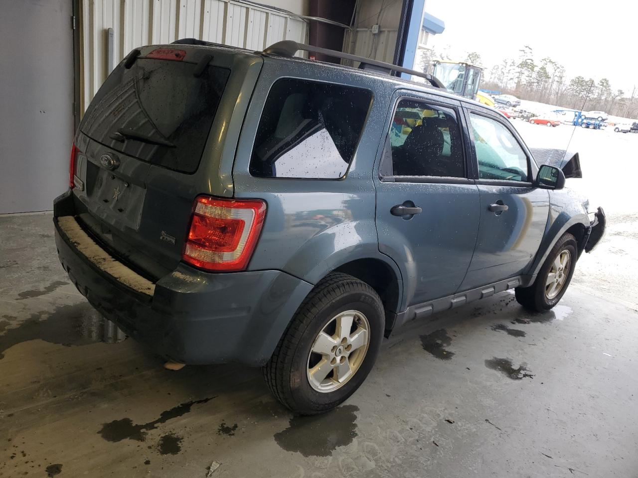 2011 Ford Escape - Image 3