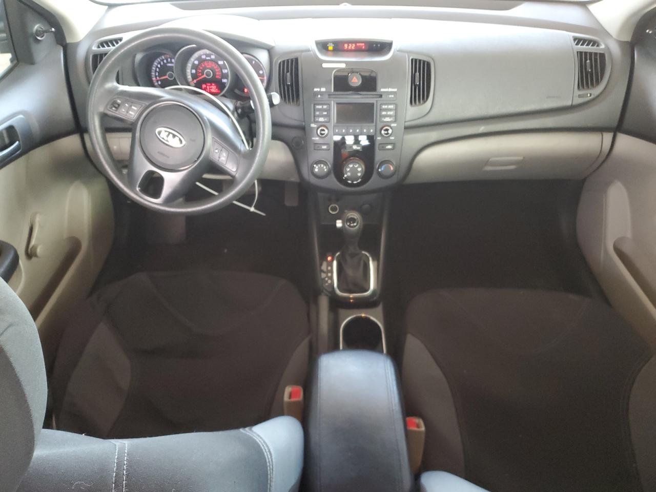 2012 Kia Forte - Image 8