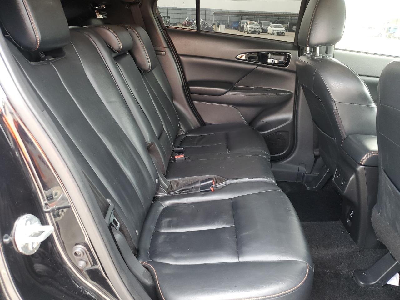 2018 Mitsubishi Eclipse - Image 11