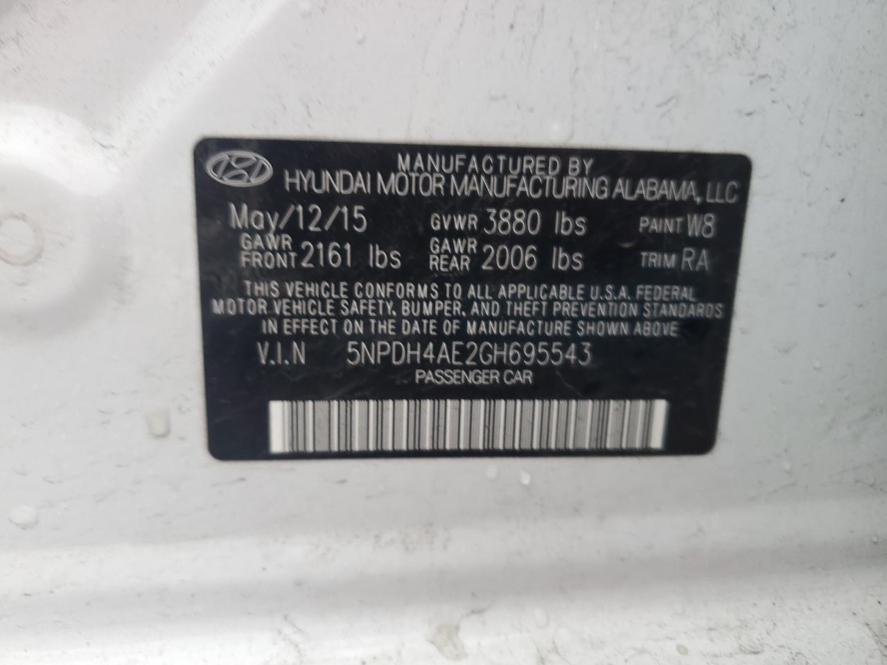 2016 Hyundai Elantra - Image 12