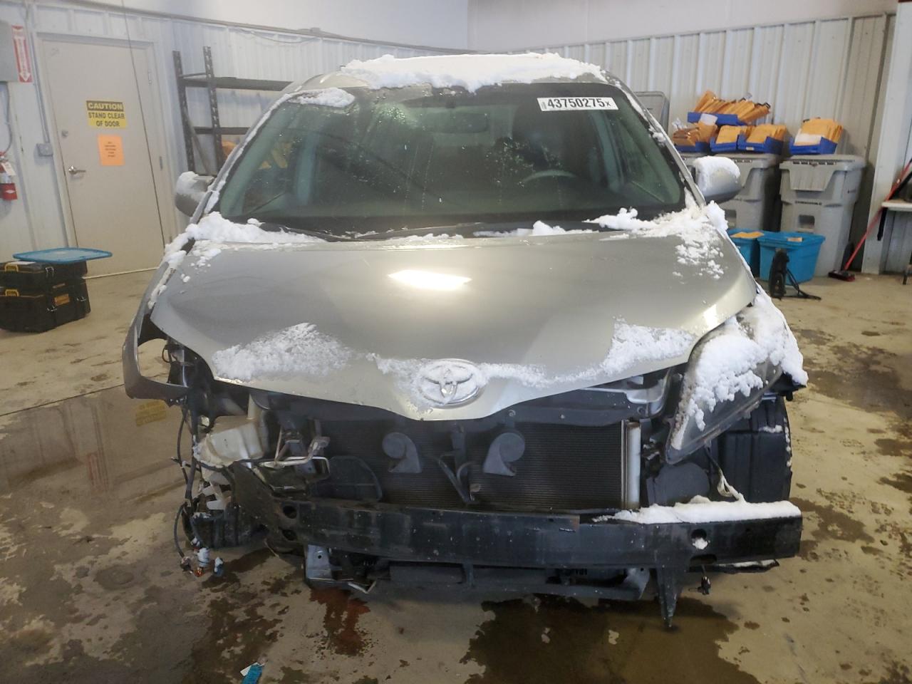 2012 Toyota Sienna - Image 5