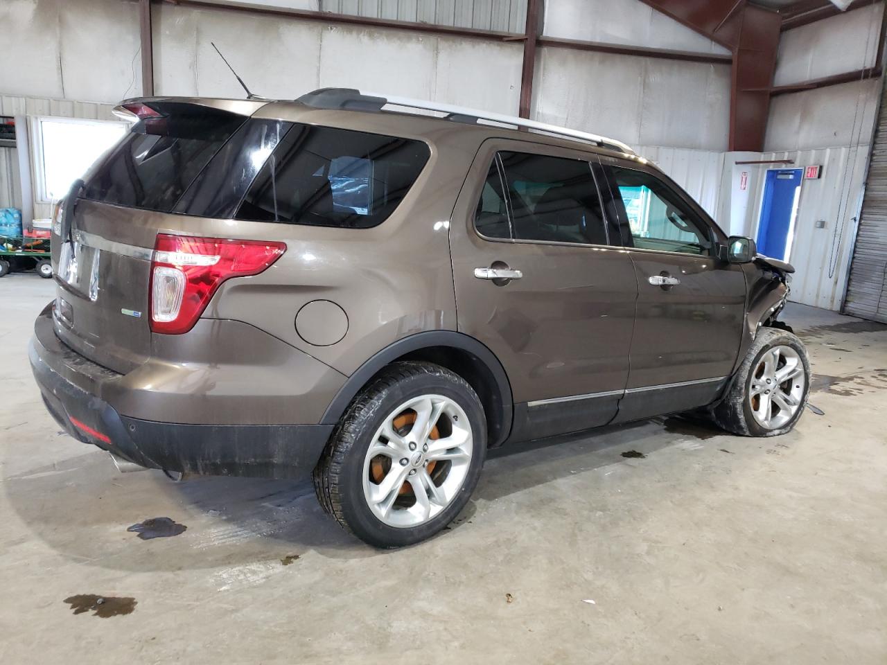 2015 Ford Explorer - Image 3
