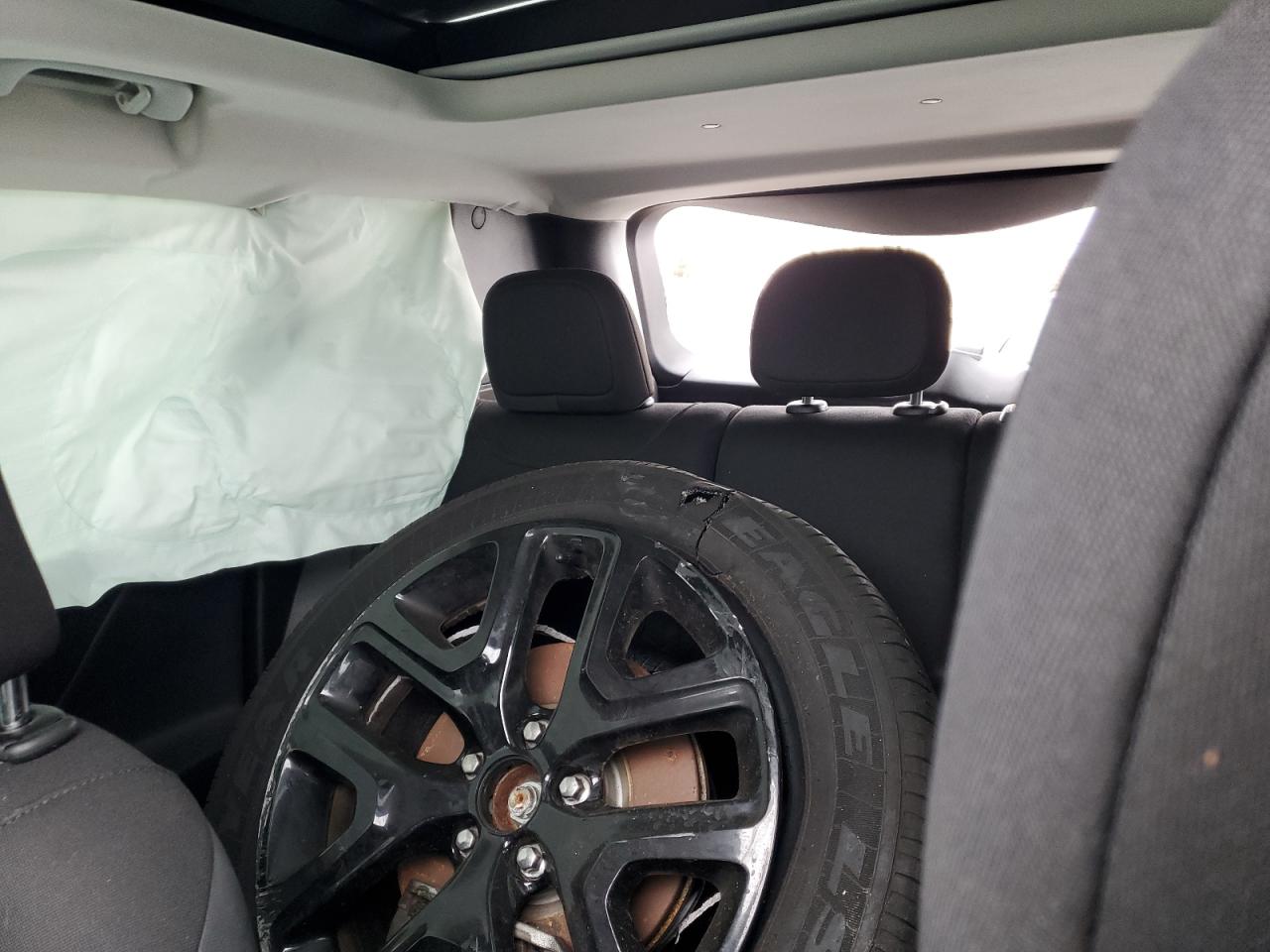 2019 Jeep Renegade - Image 10
