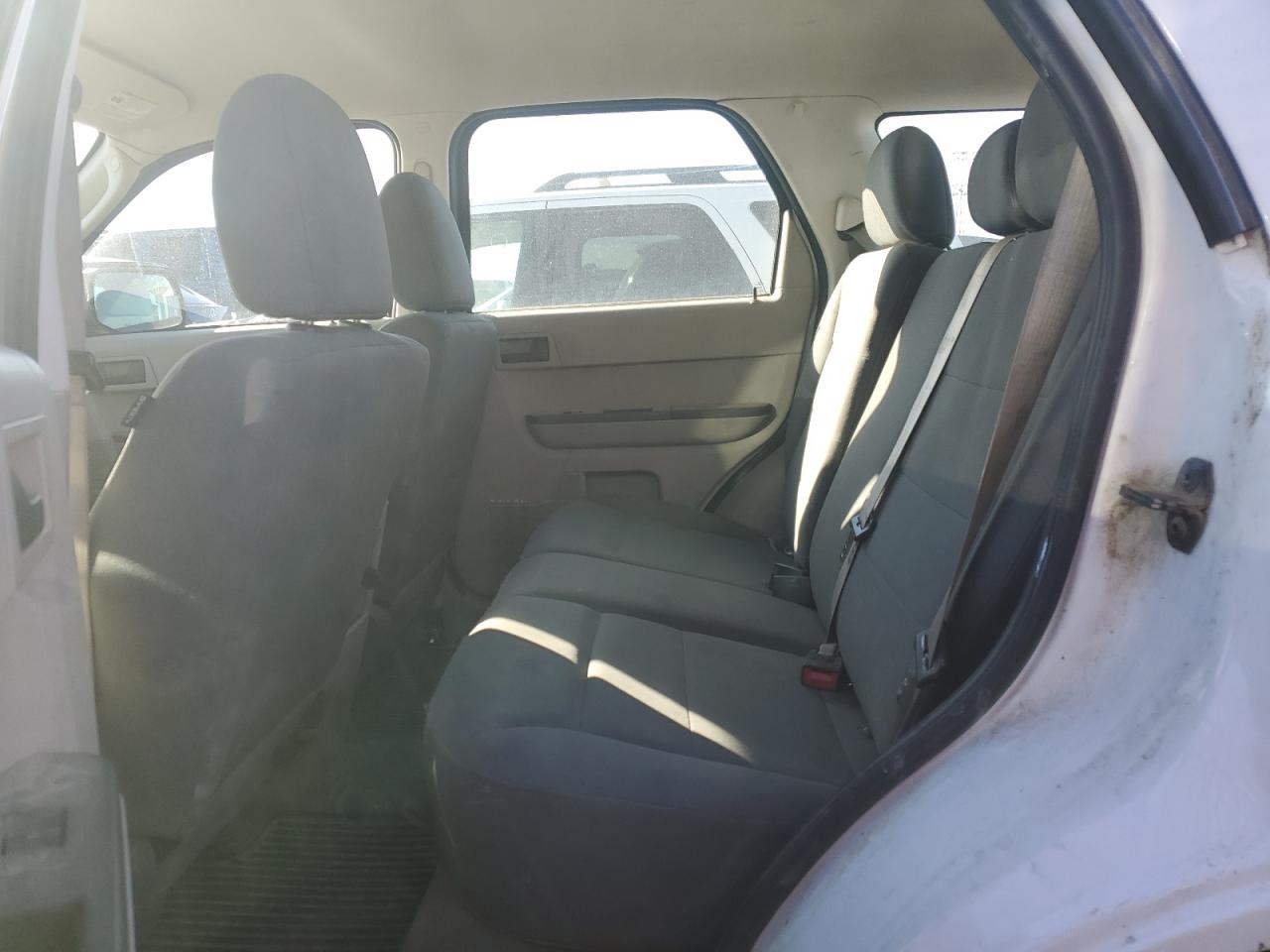 2012 Ford Escape - Image 10