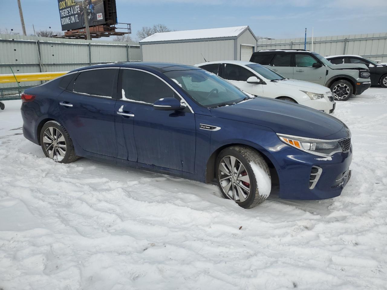 2016 Kia Optima - Image 4