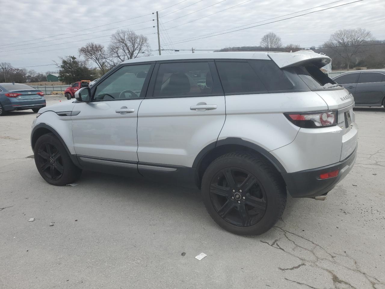 2015 Land Rover Range Rover - Image 2