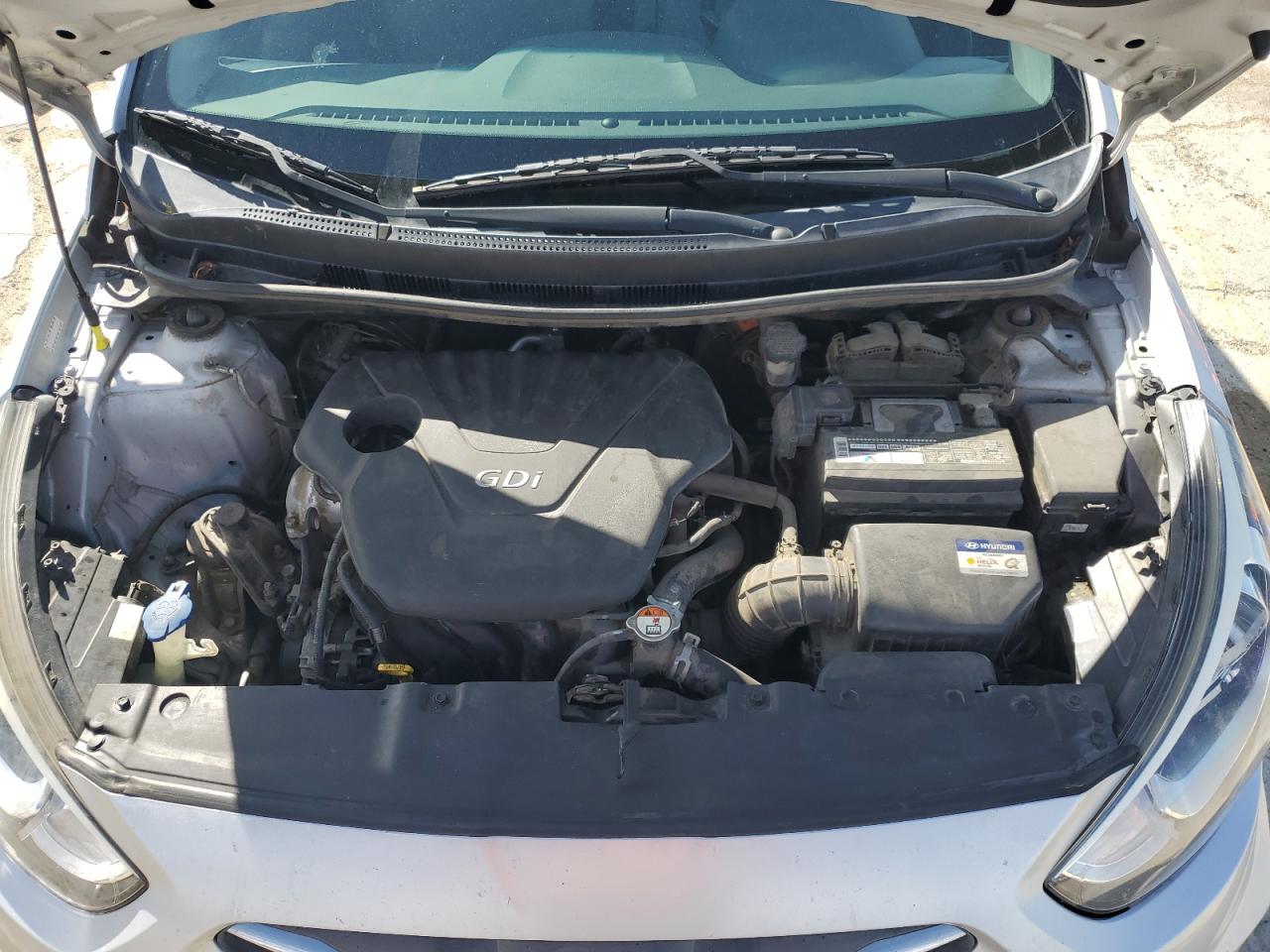 2016 Hyundai Accent - Image 11