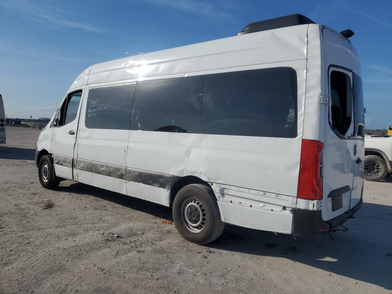 2019 Mercedes-Benz Sprinter - Image 2