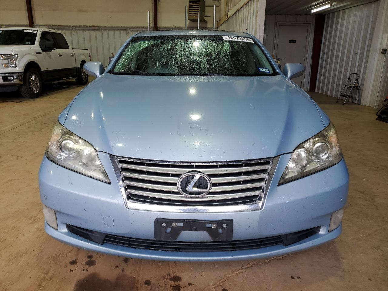 2010 Lexus ES - Image 5
