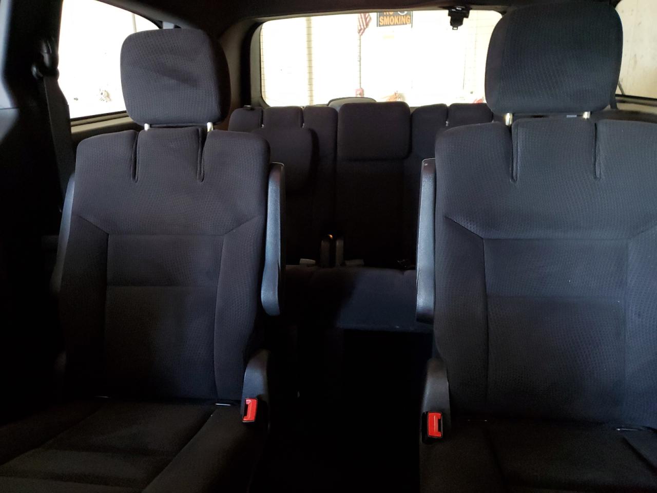 2014 Dodge Caravan - Image 10