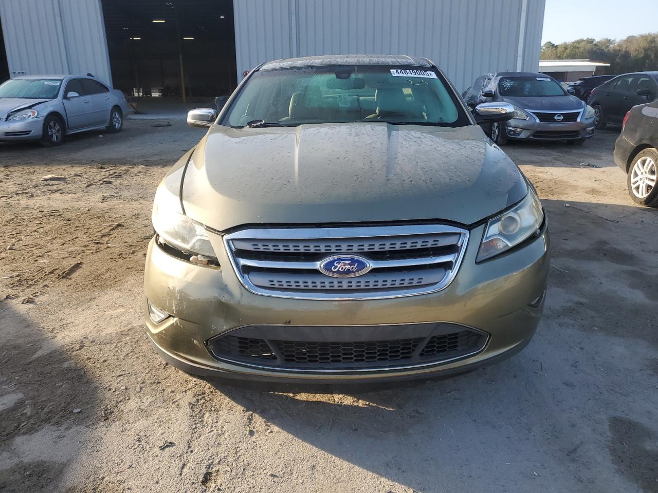 2012 Ford Taurus - Image 5