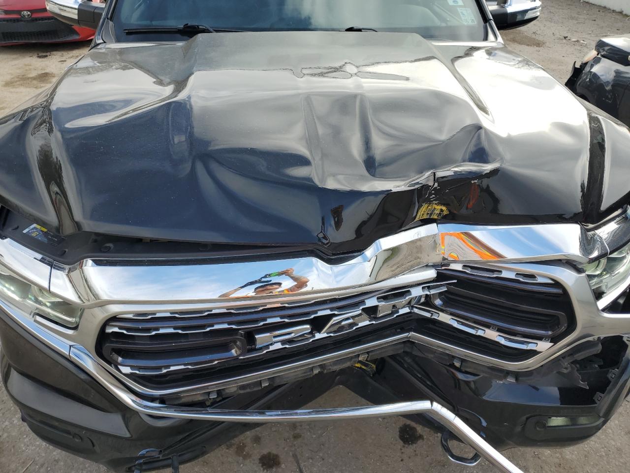 2019 RAM 1500 - Image 11
