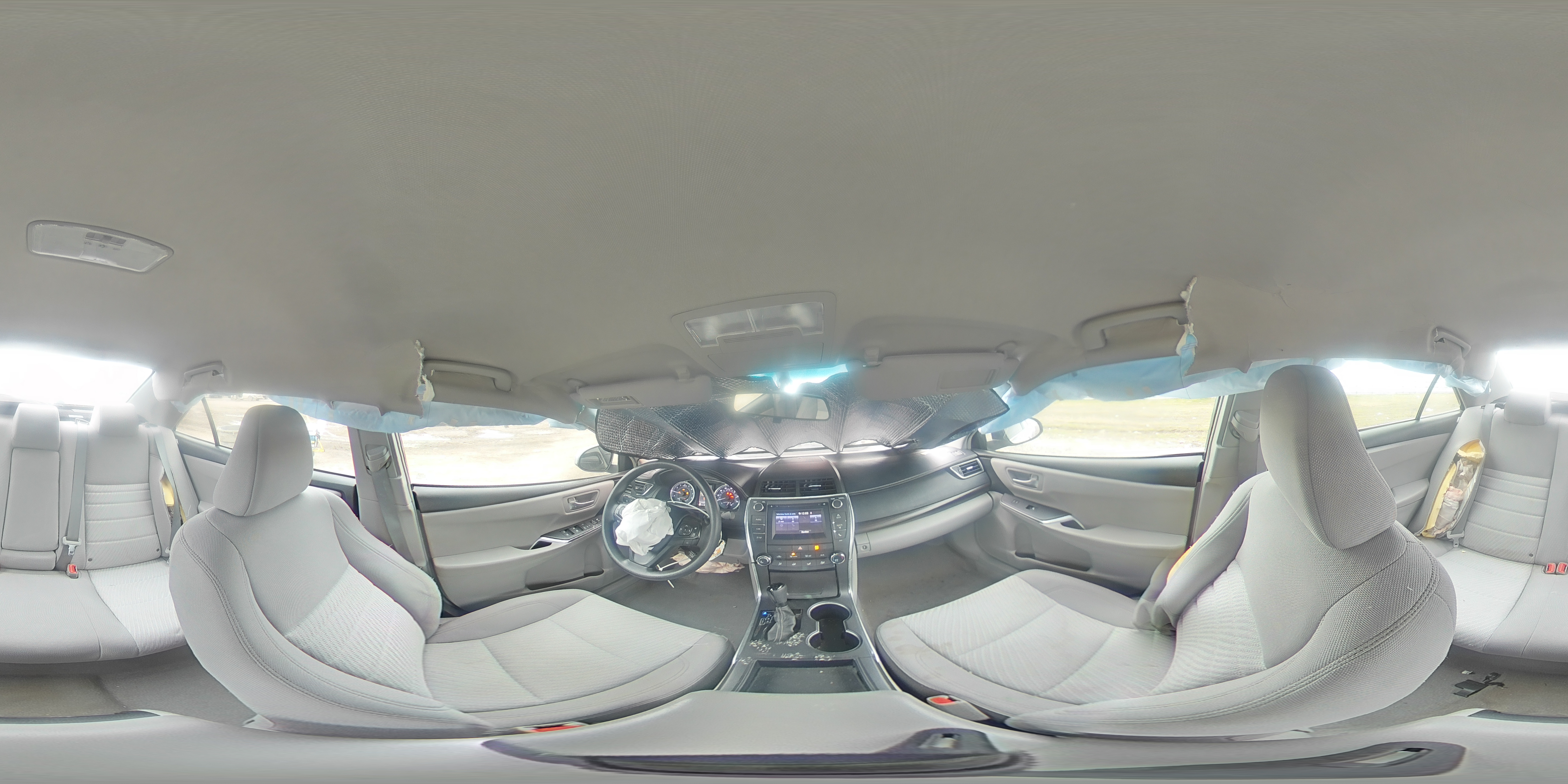 2017 Toyota Camry - Image 13