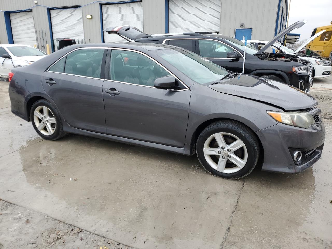2012 Toyota Camry - Image 4
