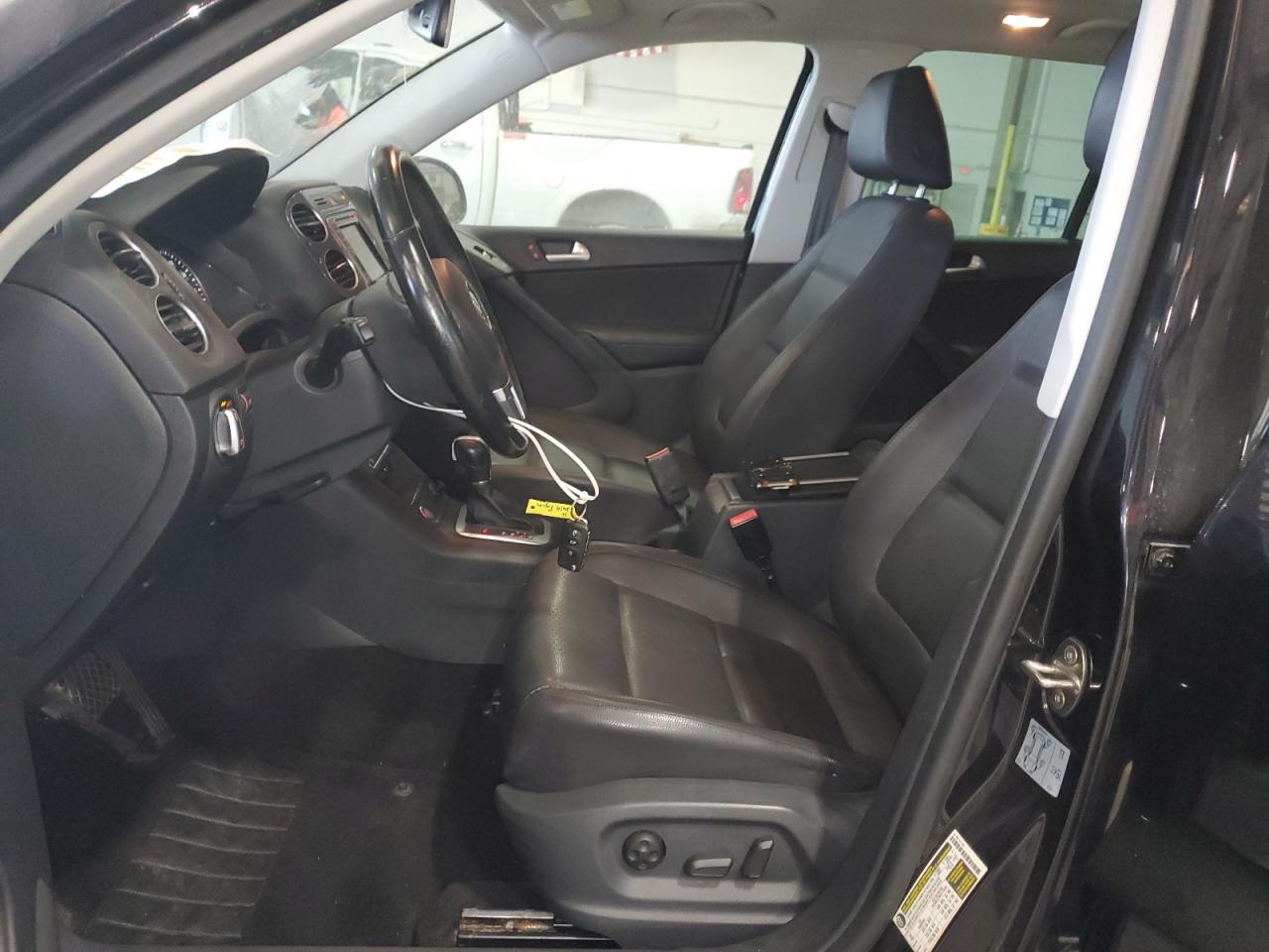 2016 Volkswagen Tiguan - Image 7