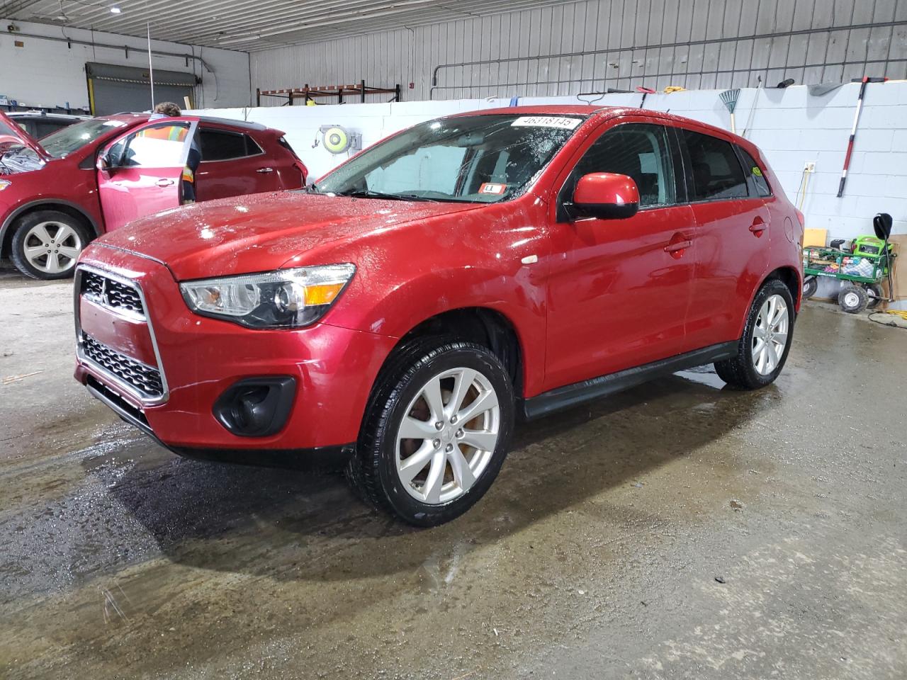 2015 Mitsubishi Outlander - Image 1