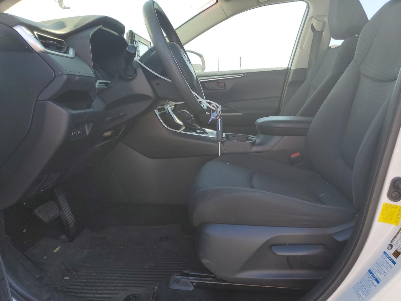 2020 Toyota RAV 4 - Image 7